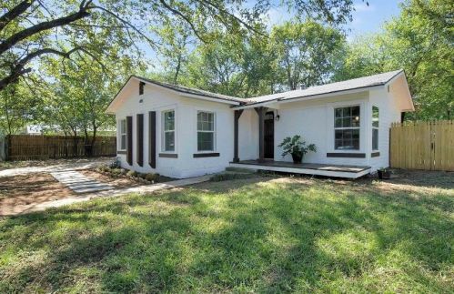 405 Madison St, Cleburne TX  76033-5731 exterior