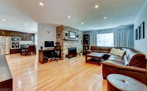 15 5th Ave, Manville NJ  08835-1321 exterior