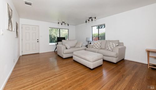 2143 Pennsylvania Ave, Fairfield CA  94533-3105 exterior