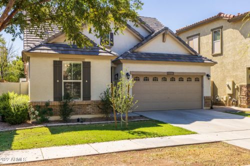 3373 Sierra Madre Ave, Gilbert, AZ 85296-1877