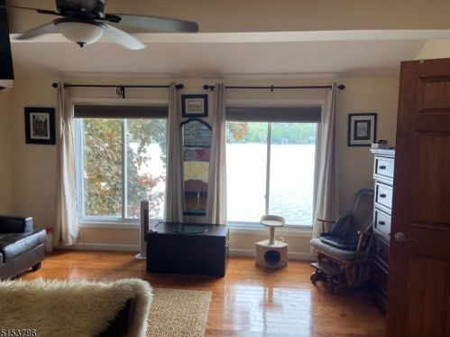 16 Maple Pkwy, Sparta NJ  07871-2011 exterior