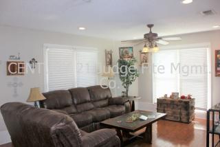 111 5th St, Midlothian TX  76065-3201 exterior