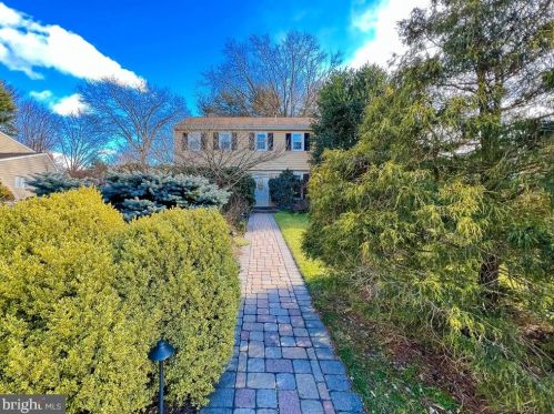 347 Michael Rd, Yardley, PA 19067-1985