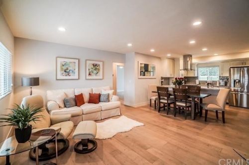 4090 Newton St, Torrance, CA 90505-6425