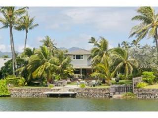 159 Kakahiaka St, Kailua, HI 96734-3474