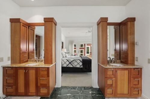 48 Shore Rd, Mountain Lakes NJ  07046-1523 exterior