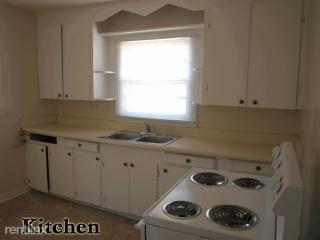 163 Peers St, Mc Minnville TN  37110-2060 exterior