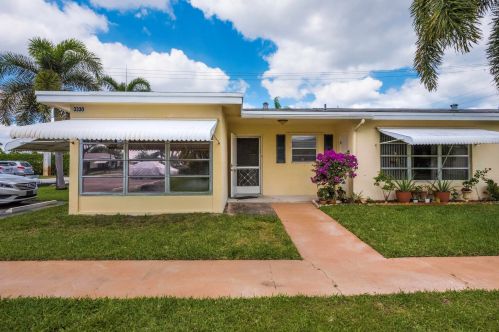 3330 Loren Rd, Boynton Beach, FL 33435-1559