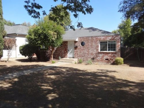 225 L St, Madera, CA 93637-4436
