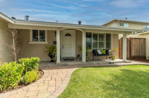 421 Ariel Dr, San Jose, CA 95123-4206