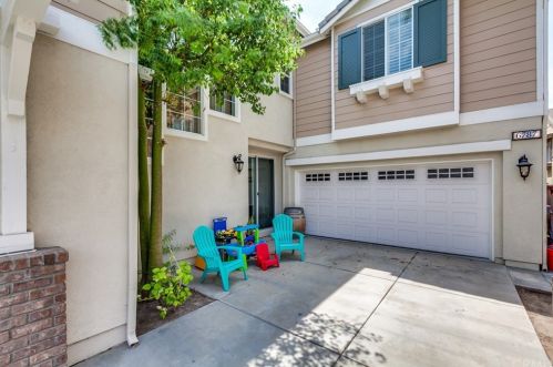 6787 Vanderbilt St, Chino CA  91710-1308 exterior