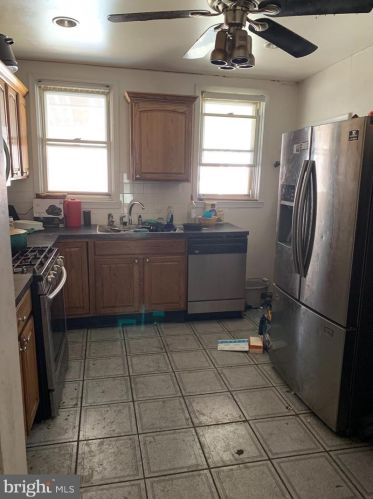 6538 Bouvier St, Philadelphia, PA 19126-3413