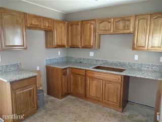 809 H St, Colton CA  92324-3111 exterior