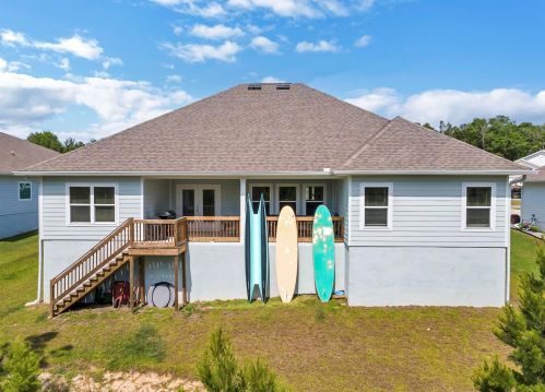 69 Hammock Oaks Blvd, Freeport FL  32439 exterior