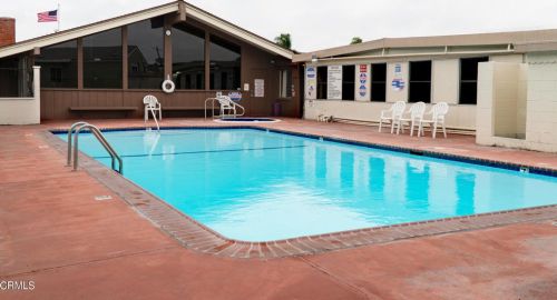 3728 Orange Grove Ave, Oxnard CA  93033-6840 exterior