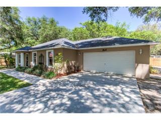 13540 Virginia Ave, Astatula, FL 34705-9608