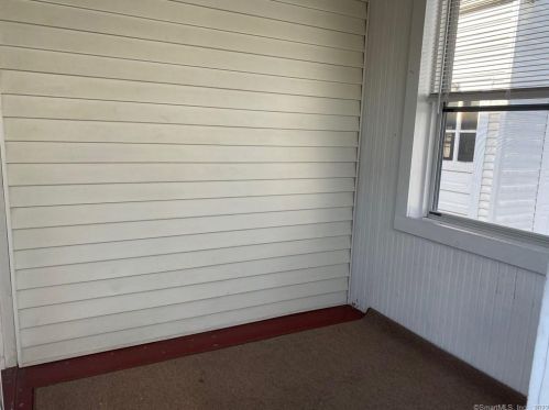 475 Meriden Ave, Southington CT  06489-3656 exterior