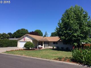 550 8th Pl, Barlow, OR 97013-2702