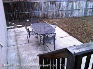 664 Hillwood Ct, Bend OR  97702-2590 exterior