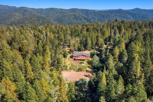 45210 Seaside School Rd, The Sea Ranch CA  95445-8698 exterior