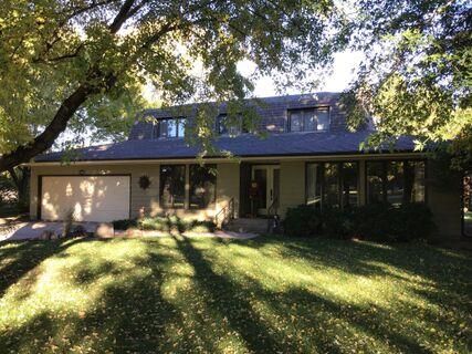 210 Leisure Lake Rd, South Platte, NE 68832-9709