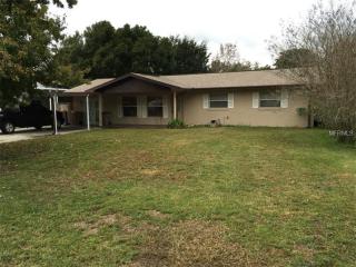 27851 Lois Dr, Tavares, FL 32778-9611