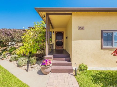 3645 17th St, Long Beach, CA 90804-2002