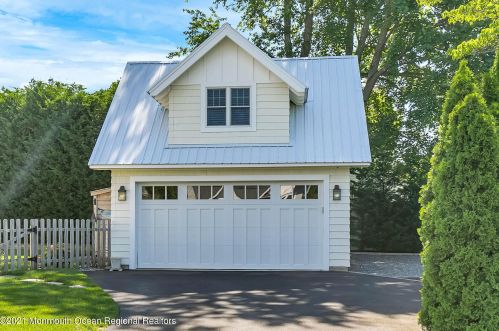 1412 Bay Plz, Belmar, NJ 07719-4004