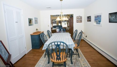 54 River Rd, Roxbury Township NJ  07836-9627 exterior