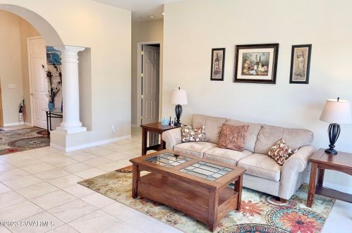 300 Michaels Ranch Dr, Sedona AZ 86336-9526 exterior