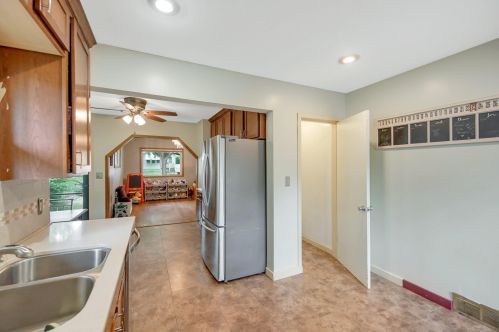 1132 Cook Ave, Saint Paul MN  55106-3325 exterior