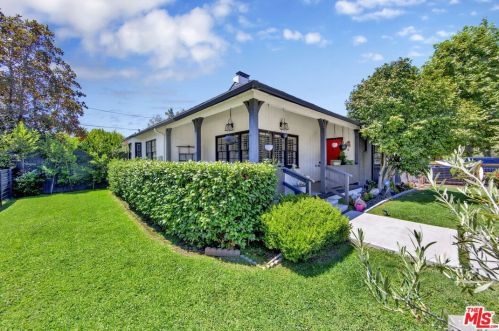 12202 Hartsook St, North Hollywood CA  91601-3961 exterior