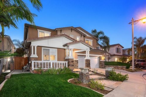 8277 Kingsdale Ln, Anaheim, CA 92807-2530