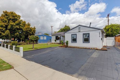 7812 Peachtree Ave, Van Nuys CA  91402-6514 exterior