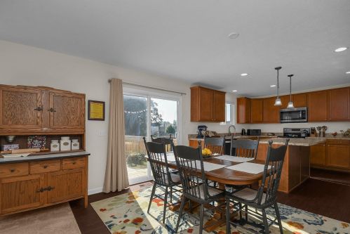 834 Cranberry Dr, Pataskala OH  43062 exterior