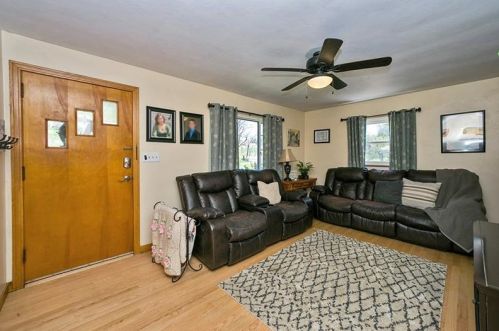 1904 Grange Rd, North Charleroi, PA 15022-3425