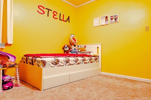 10641 Manor Dr, Dyer IN  46373-9119 exterior