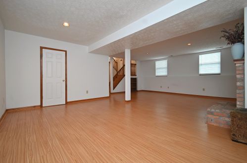 1468 Afton Dr, Florence KY  41042-8510 exterior