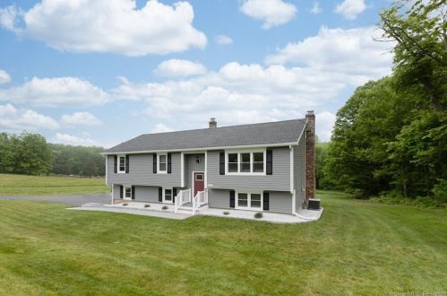 1073 Mount Vernon Rd, Southington, CT 06489-2115