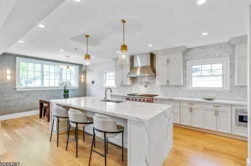 181 Cooper Ave, Montclair NJ  07043-1810 exterior