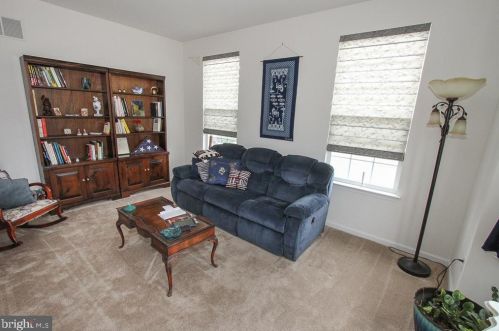 1954 Canyon Creek Rd, Gilbertsville PA  19525-7003 exterior