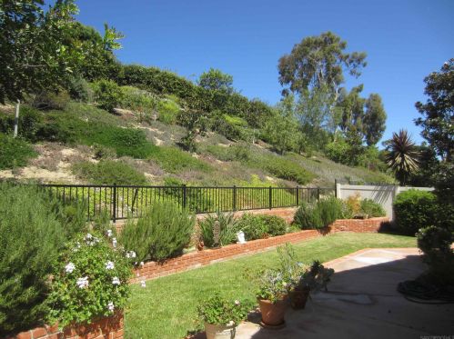 4176 Caminito Terviso, San Diego, CA 92122-1969