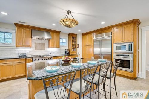 419 Middlesex Ave, Metuchen NJ 08840-1419 exterior