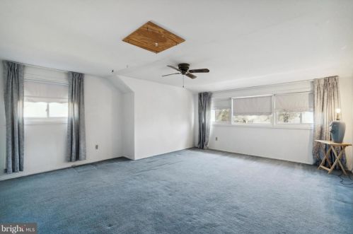 43 Windsor Ln, Willingboro NJ  08046-3412 exterior