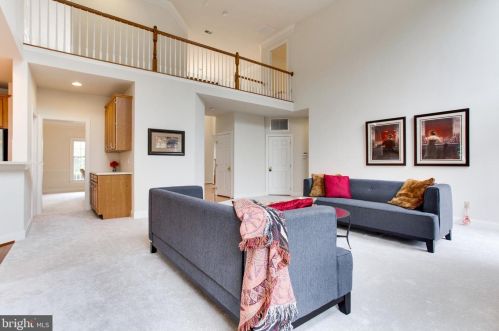 5594 Tucson Ct, Haymarket VA  20169-3145 exterior