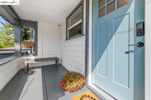 3012 Fulton St, Berkeley CA  94705-1805 exterior