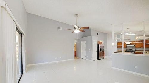 1340 Crawford Dr, Apopka FL  32703-3600 exterior