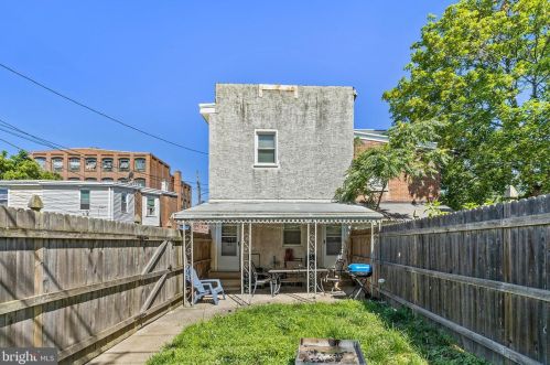 120 Noble St, Norristown PA  19401-4403 exterior