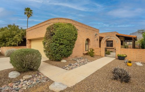 8480 Coral Ridge Loop, Tucson, AZ 85704-0912