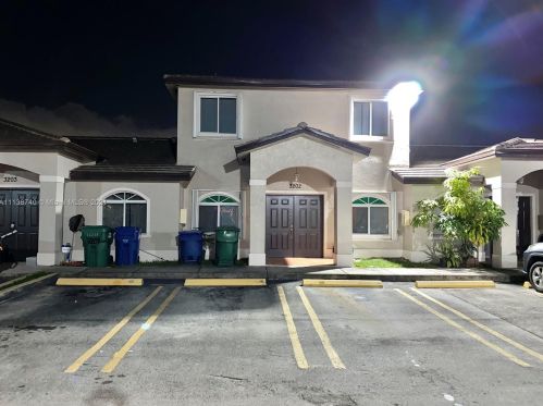 18939 86th Ave, Hialeah, FL 33015-7254